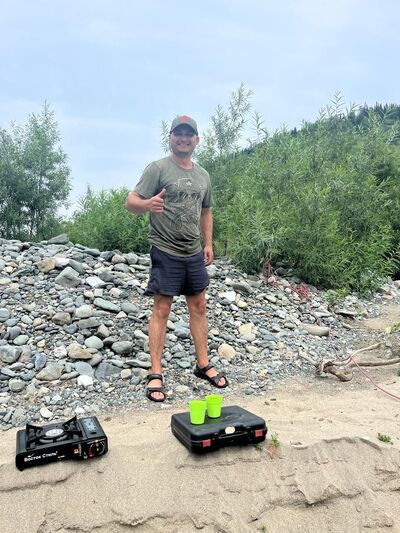  ,   Kostia, 37 ,   ,   