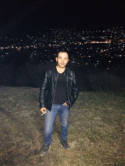 ,   Taron, 27 ,   ,   , c , 