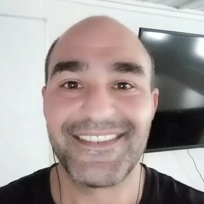  ,   Viktor, 42 ,   ,   , c , 