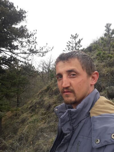  ,   Viorel, 32 ,   ,   