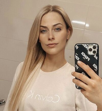  ,   Vanessa, 28 ,   ,   