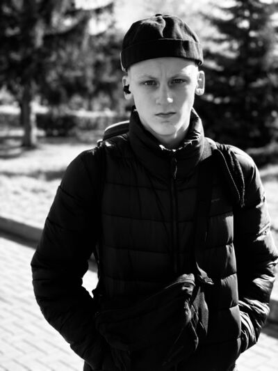  -,   , 19 ,     