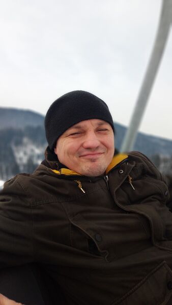  -,   Stas, 42 ,   ,   , c 