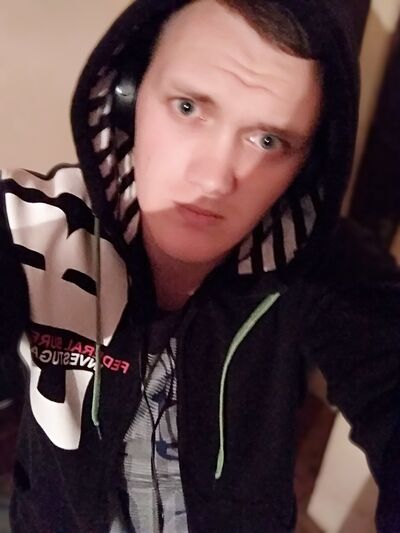  ,   Vsevolod, 32 ,   , 