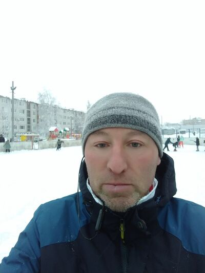  ,   Wadim, 49 ,   , 