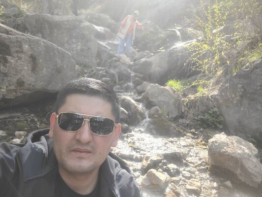  ,   Bekzod, 33 ,   ,   