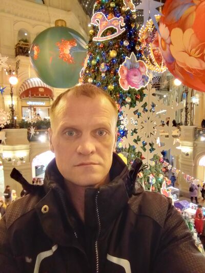  ,   Aleksandr, 46 ,  