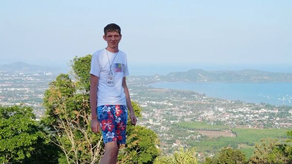  ,   Maxim, 34 ,   ,   , c 