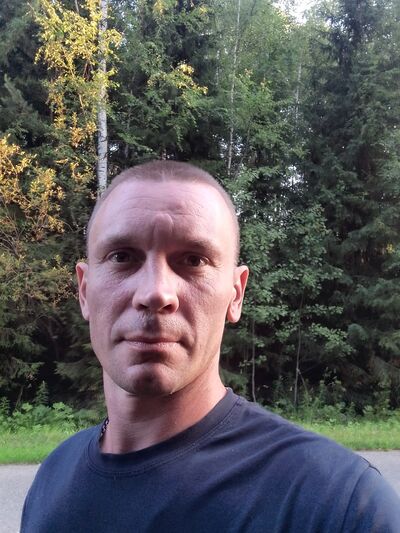  ,   Alexey, 42 ,   c 