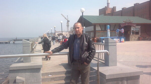  ,   Al, 56 ,   