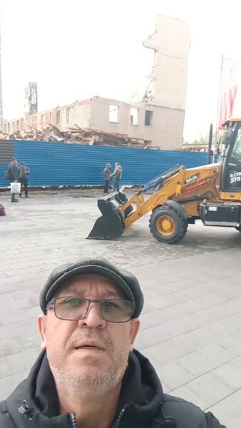  ,   , 52 ,   ,   