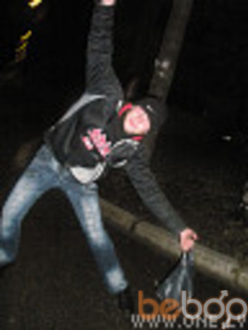  955751  Viktor, 37 ,    