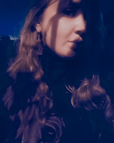  ,   Anna, 33 ,   ,   