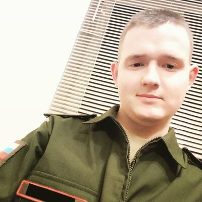  -,   Mike, 25 ,   ,   , c 