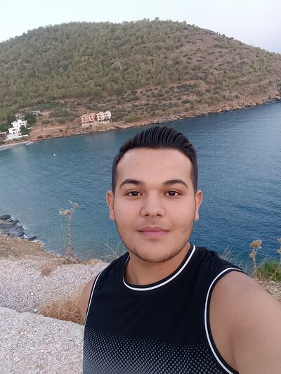  ,   Emin, 23 ,   ,   , c , 