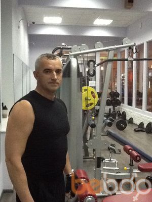  1432411  Viktor, 56 ,    