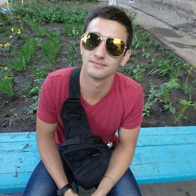  ,   Artur, 27 ,   ,   , c , 