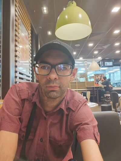  ,   Ruslan, 33 ,   ,   , c , 