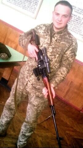  8604591  Andriy, 32 ,    