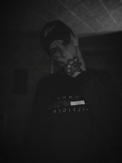  ,   , 24 ,   