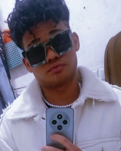 ,   Davi, 21 ,   ,   