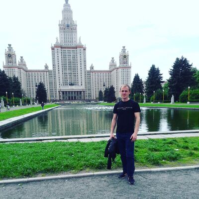  ,   Maksim, 44 ,   ,   , c 