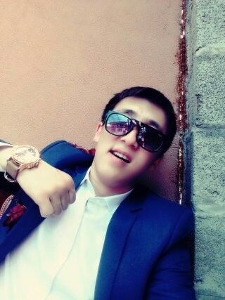  11669951  Bek, 31 ,    