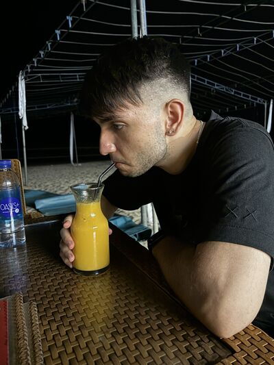  Bang Kruai,   Ruslan, 27 ,   ,   