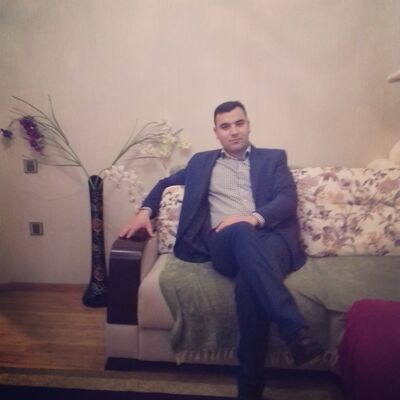  ,   Samir, 44 ,   