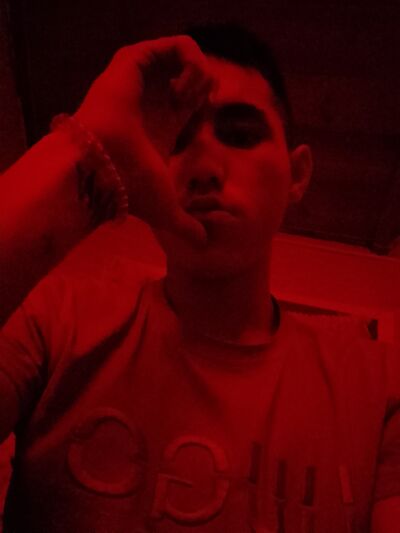   ,   Yaroslav, 19 ,   ,   