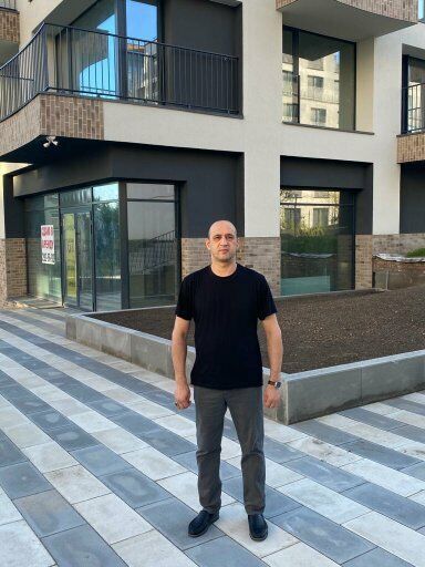 ,   Alisher, 46 ,   ,   , c , 