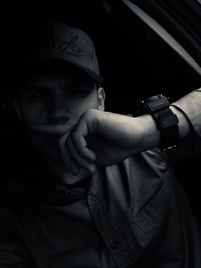  --,   Evgenii, 30 ,   ,   