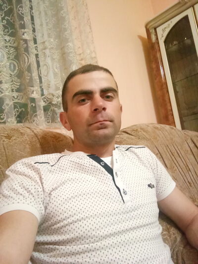  ,   Karen, 28 ,   ,   , c , 