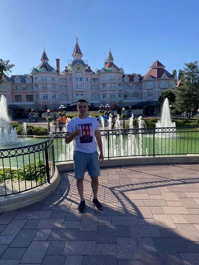  ,   Rostyslav, 33 ,   ,   , 