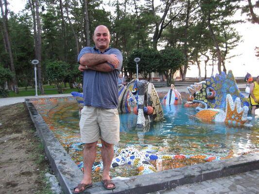  ,   RAFAYEL, 52 ,   