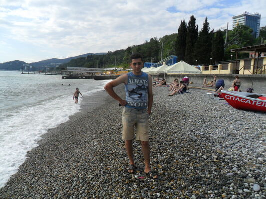  ,   Sasha, 35 ,   
