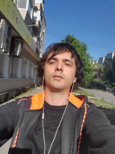  ,   Mikhas, 29 ,   ,   