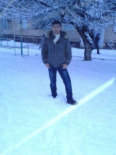  ,   Maks, 47 ,     , c 