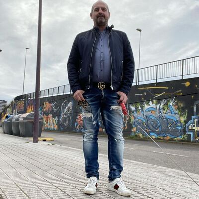  -,   James, 70 ,     , c 