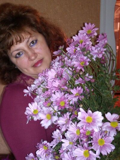  ,   Enia, 57 ,  