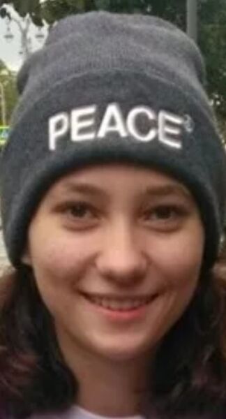  -,   Anuta, 37 ,   ,   