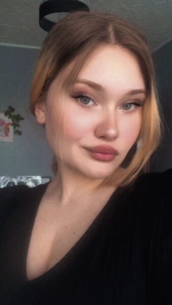  ,   Ania, 20 ,   ,   
