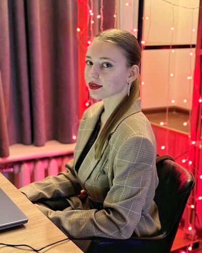  ,   Yasmina, 23 ,   ,   