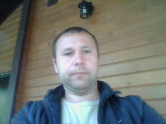  ,   Alex, 47 ,   