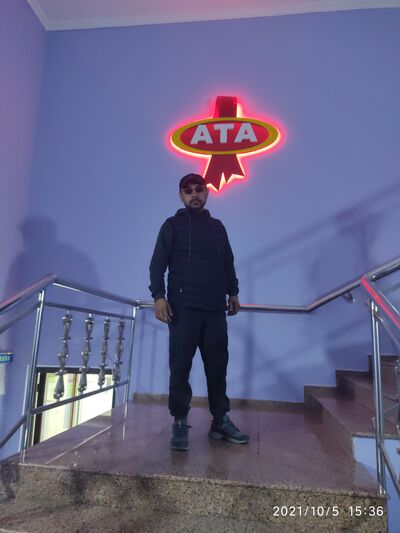  ,   Ilya, 40 ,   ,   