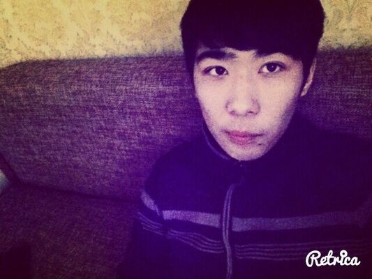  ,   Alzhan, 33 ,   ,   , c 