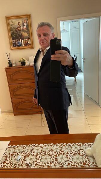  Krefeld,   , 59 ,   c 