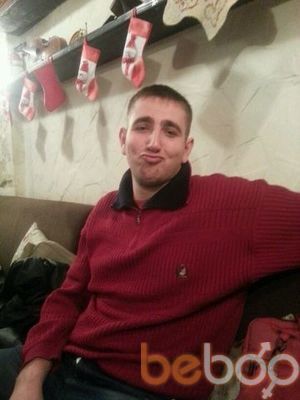  ,   Maxim, 32 ,   