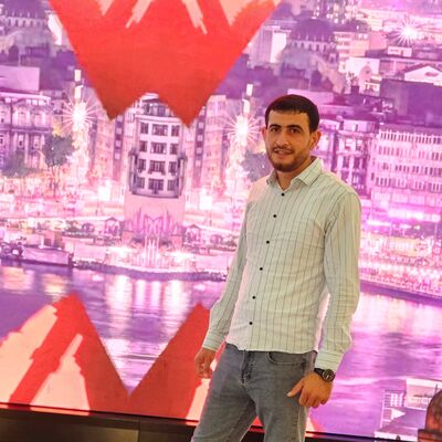  ,   Akow, 30 ,   ,   , c 