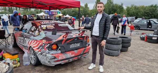  --,   Nicolae, 33 ,   ,   , c , 